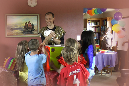 Auckland kids magic show performance photo