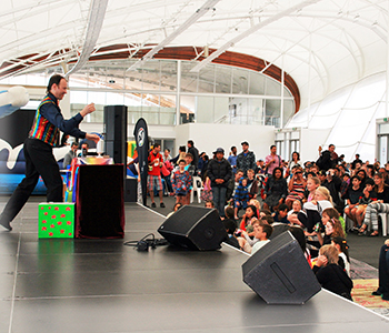 Auckland kids magic show performance photo