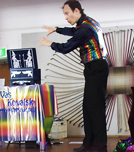 Auckland kids magic show performance photo