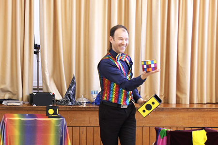 Auckland kids magic show performance photo