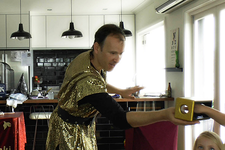 Auckland kids magic show performance photo