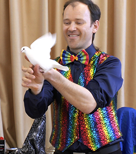 Auckland kids magic show performance photo